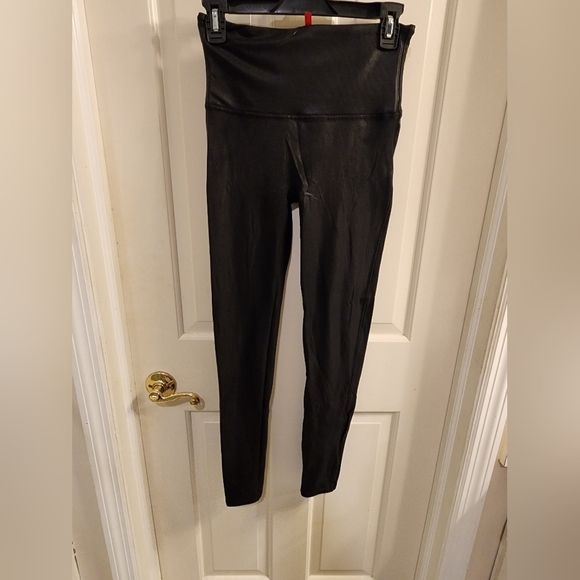 SPANX black faux leather leggings size LG - Picture 3 of 10